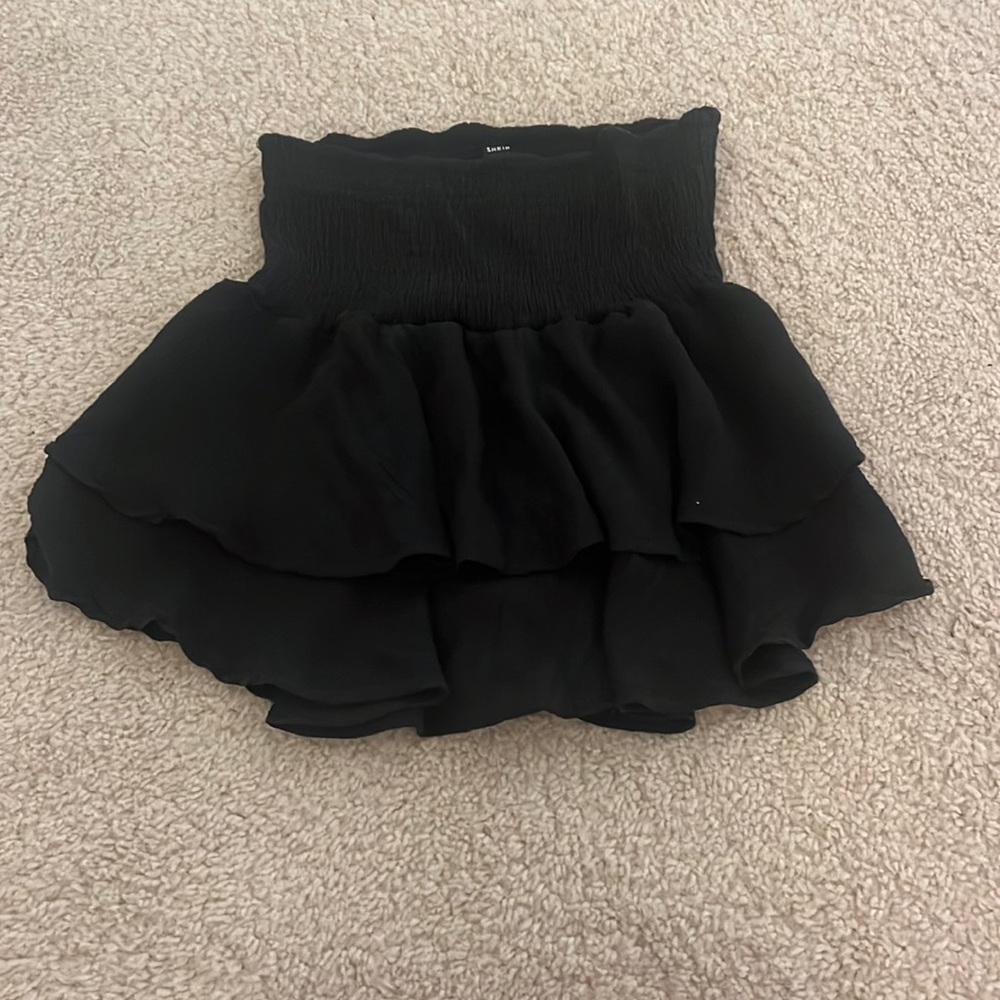 Black SHEIN skirt!